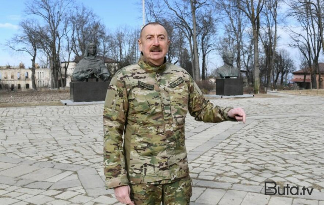  Ordumuz gücünü paradda yox, döyüş meydanında göstərib!  