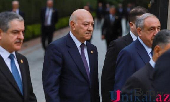  Dövlət rəsmiləri Fəxri xiyabanda - Foto  