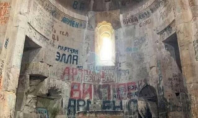  Qarabağda ermənilər bu kilsəni məhv edib - Foto  