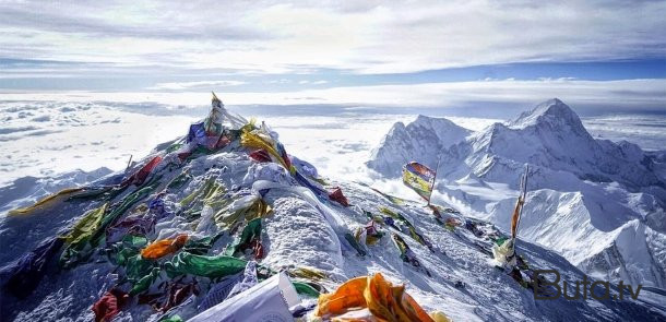  Azərbaycanlı alpinist Makalu zirvəsini fəth etdi  