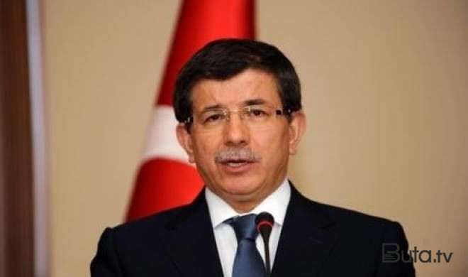  Davudoğlunun partiyası xalqı təbrik etdi  