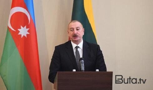  İlham Əliyev Moldova lideri ilə görüşdü  