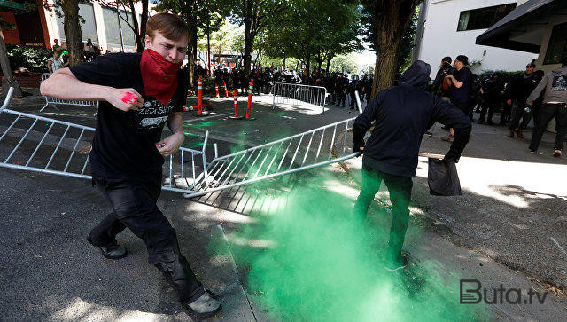  Yəhudilər etiraza qalxdı, polis onları həbs etdi  