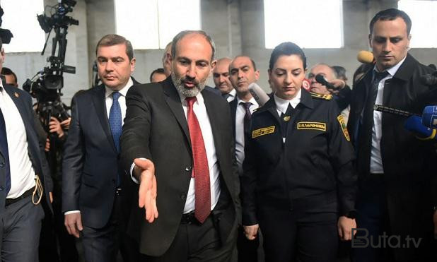  Hərbi çevriliş qorxusu: Nikol ABŞ-dan təminat istəyir  