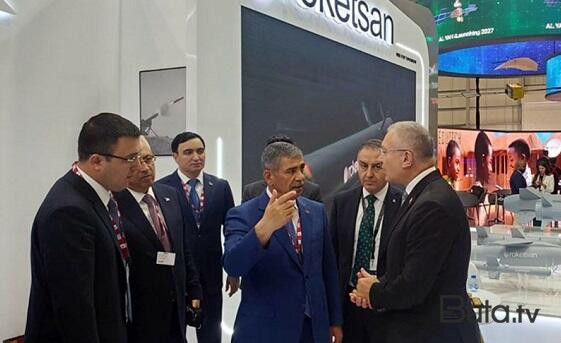  Zakir Həsənov BƏƏ-də beynəlxalq sərgidə - Foto  