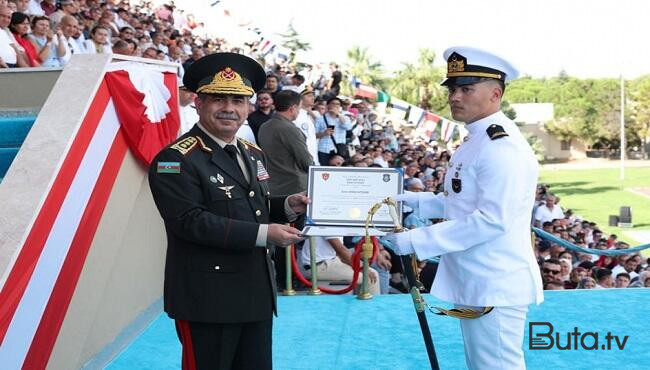  Nazir Türkiyədə: azərbaycanlı məzunlara diplomları təqdim etdi  