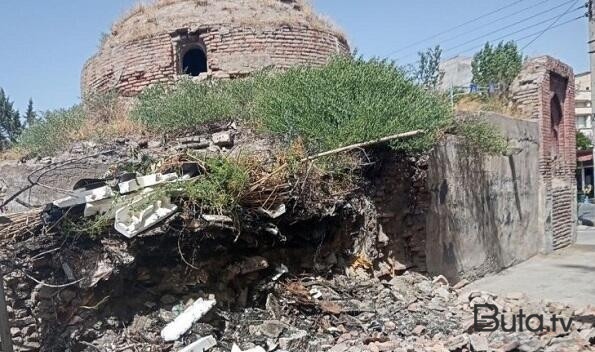  Ərdəbildə tarixi abidə məhv olur  