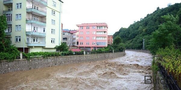  Türkiyədə sel: ölənlərin sayı 8-ə çatdı  