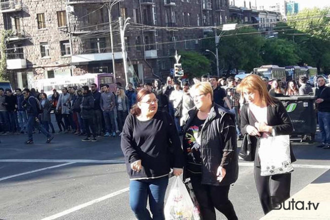  İrəvanda “qarabağlı ermənilərlə” dava başladı  