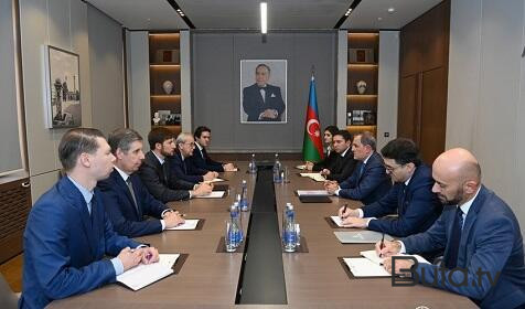  Bayramov Putinin nümayəndəsi ilə görüşdü - Foto  