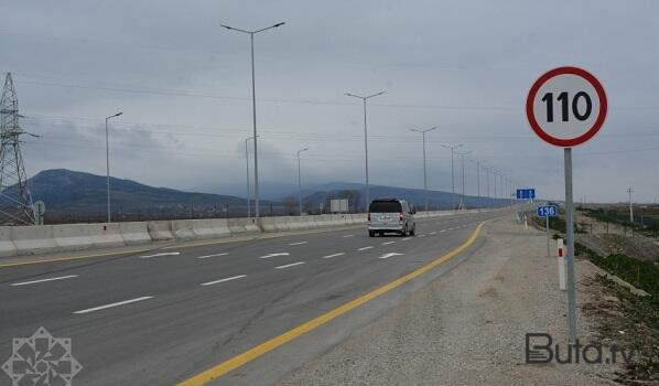  Ödənişli yolda qəza: TIR fəhləni vurub öldürdü  