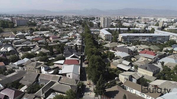  Gəncədə qanunsuz tikililərin qarşısı alındı  