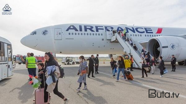  Fransaya məxsus təyyarə Bakı limanına qəza enişi etdi  