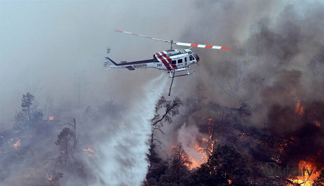  Türkiyədə içərisində 5 nəfər olan helikopter suya düşdü  