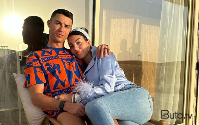  Ronaldo ilə Corcina ailə qurub?  