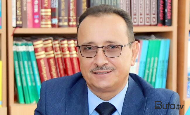  Ayağı sürüşkən adamlar...  