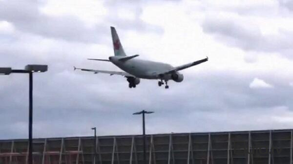  179 sərnişini olan təyyarə uçuş-enmə zolağından çıxdı  
