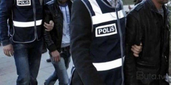  İstanbulda silahlı insident: 17 nəfər saxlanıldı  