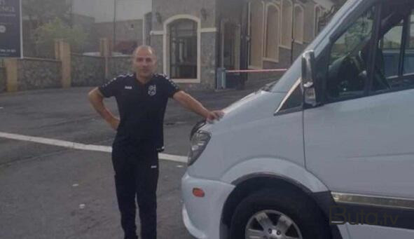  Tanınmış azərbaycanlı futbolçu sürücü işləyir - Foto  