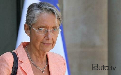  Fransa baş naziri istefa verdi  