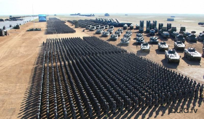  Szinpin orduda kütləvi təmizləmə aparır - Səbəb  