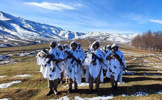  Komandolarımız “düşmən”i mühasirəyə aldı - Foto  