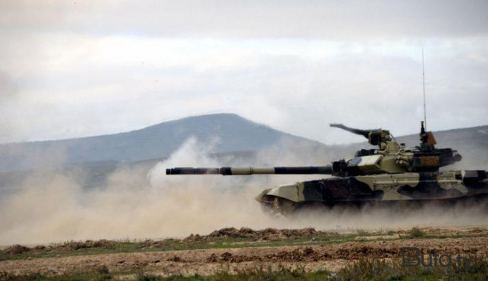  Zirehli texnikalarımız atəş tapşırıqlarını yerinə yetirdi  