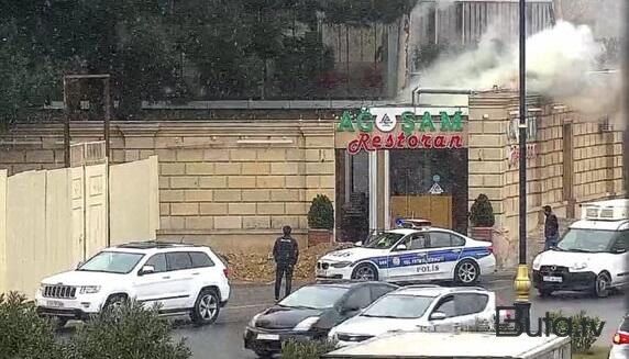  Restoranda başlayan yanğın yolda sıxlığa səbəb oldu  