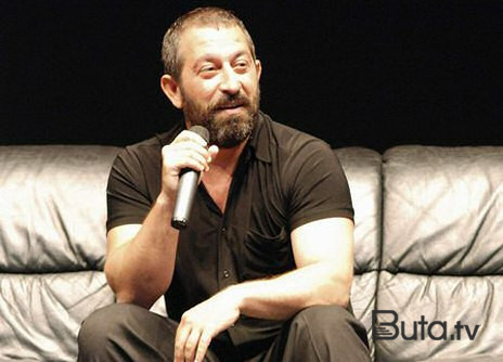  Məşhur aktyor villasını 100 milyona satışa çıxardı - Foto  