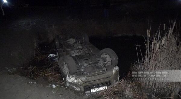  Bu dövlət qurumunun avtomobili qəzaya düşdü - Foto  