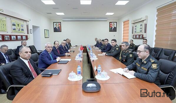  Azərbaycanla Türkiyə hərbi-texniki əməkdaşlığı müzakirə etdi  