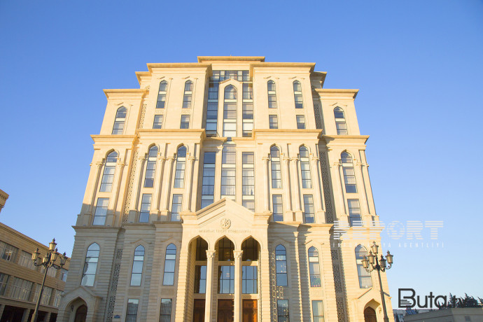  Daha üç prezidentliyə namizədin vəkilləri qeydə alındı  