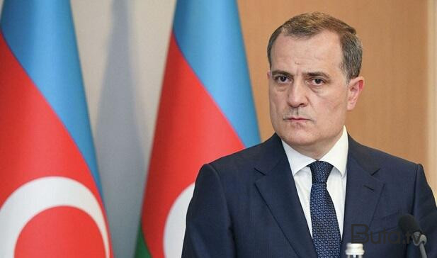  Bayramov hindistanlı həmkarı ilə görüşdü  