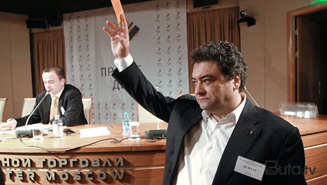  Putinin daha bir rəqibi namizədliyini geri çəkdi  