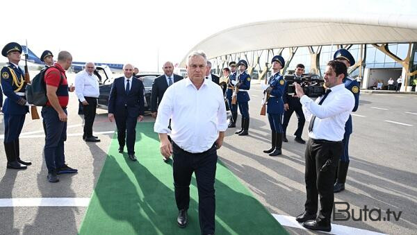  Orban Füzuli hava limanında: səfəri başa çatdı - Foto  