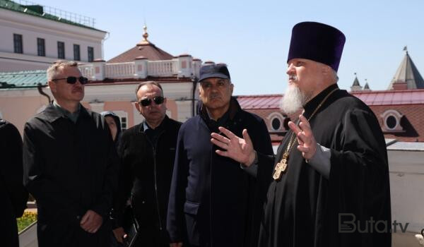  General vəzifəli şəxslərlə Tatarıstana getdi - Foto  