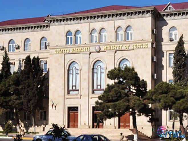  Dövlət Reyestri Xidməti ləğv edildi  