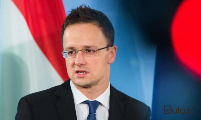  Peter Siyarto Azərbaycana gəlir  
