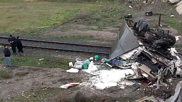  Rusiyada azərbaycanlı ər və arvad qəzada həlak oldu  