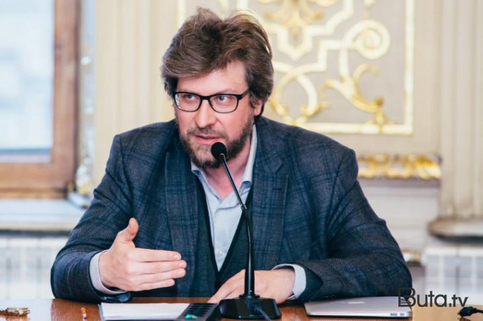  Lukyanov: İrəvan hər iki qurumdan çıxmalıdır!  