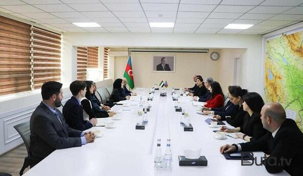  Babayev BƏƏ-nin icma inkişafı naziri ilə görüşdü  