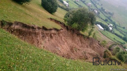  Bu ərazilərdə torpaq sürüşmələri baş verə bilər - Video  