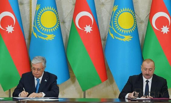  İlham Əliyev Tokayevə sülh sazişindən danışdı  