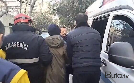  Bakıda qadın əşyalarını eyvandan küçəyə atdı - Video  