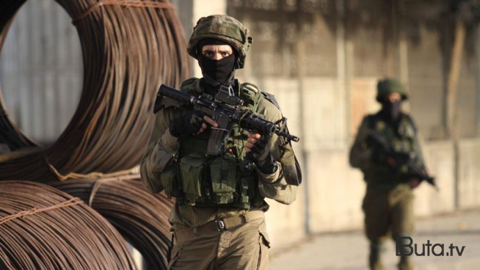  İsrail əsgəri snayperlə belə vuruldu - Video  