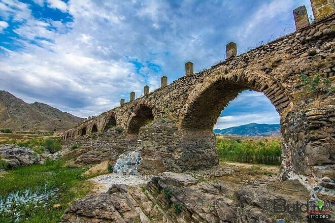  Bakı və Tehran Xudafərin körpüsünü müzakirə etdi  