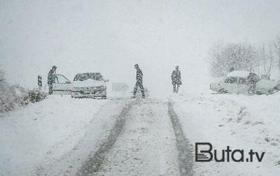  60 nəfər soyuqdan donaraq öldü  