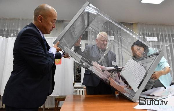  Rusiyanın bu vilayətlərində seçki başa çatdı  