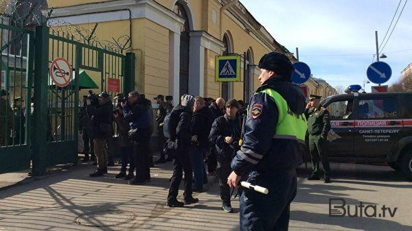  Piterdə bomba həyəcanı: Əhali təxliyə olunur - Video  