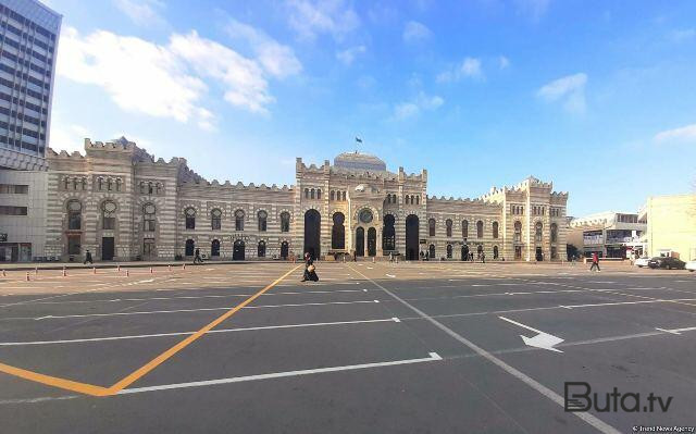  Bakıda yenidən qurulan parklanmada qiymətlər...  